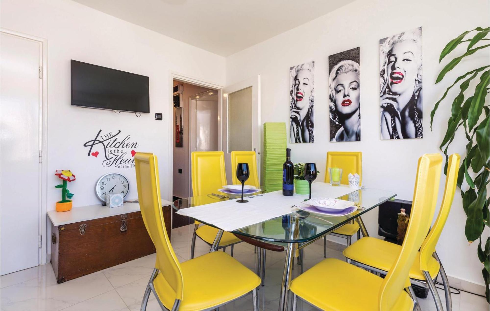 Gorgeous Apartment In Rijeka With Wifi Exterior foto
